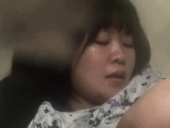 solo-plump-japanese-babe-secretly-watched